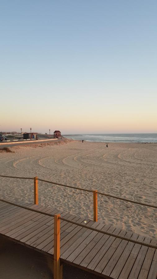Beachwalk Guesthouse Esmoriz Buitenkant foto