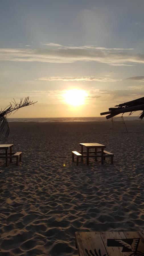 Beachwalk Guesthouse Esmoriz Buitenkant foto